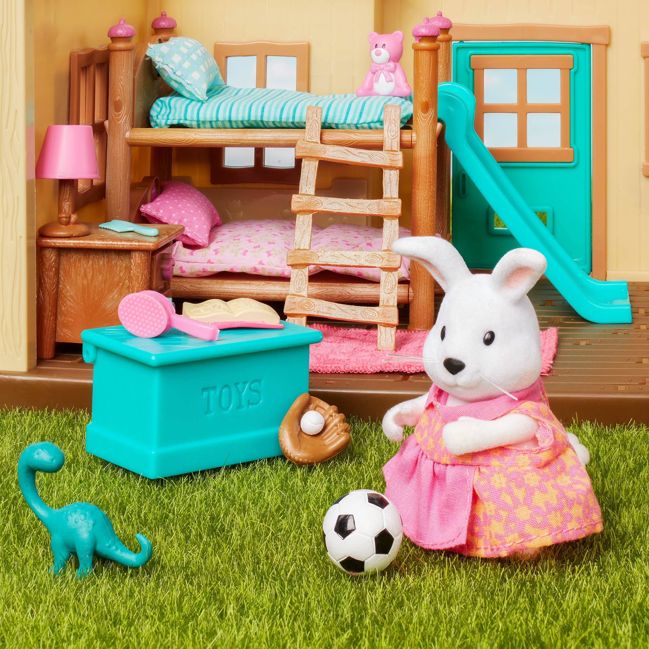 Hoppingood Rabbit Family